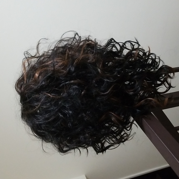 Fashion Wig (Lace Front) - Picture 12 of 12